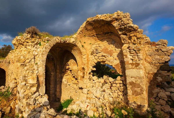 Wanderung Zwischen Ruinen Auf Karibischem Pfad Türkei — Stockfoto