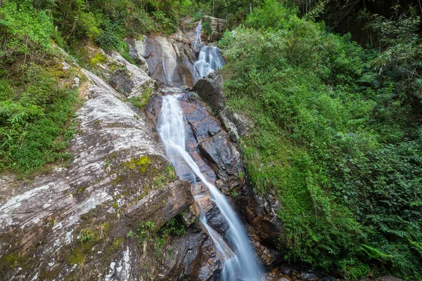 Beautiful Waterfall Sri Lanka — Stock Photo, Image