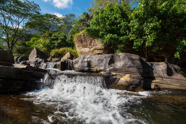 Hermosa Cascada Sri Lanka — Foto de Stock