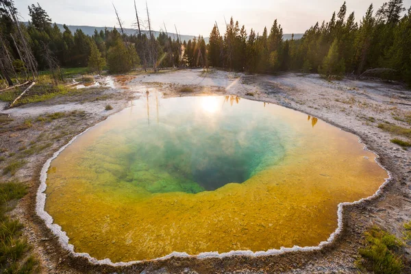 Colorful Morning Glory Pool Célèbre Source Chaude Dans Parc National — Photo