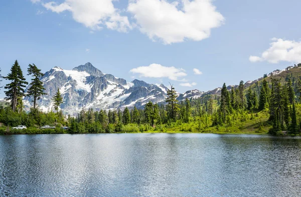 Foto Panoramica Lago Con Monte Shuksan Riflessione Washington Stati Uniti — Foto Stock