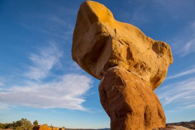 Utah, ABD 'de kumtaşı oluşumları. Güzel Alışılmadık manzaralar.