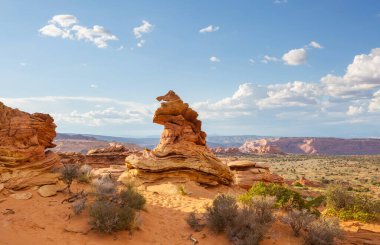 Vermillion Cliffs Vahşi Doğa Bölgesi, Utah ve Arizona 'dan Çakal Buttes.