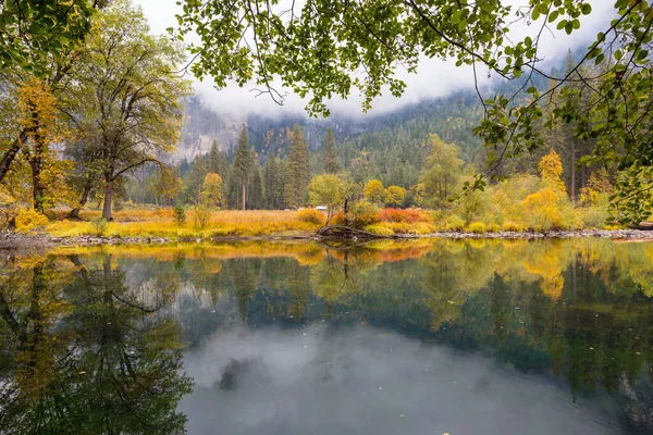 Yosemite Ulusal Parkı Kaliforniya Abd Güzel Bir Sonbahar Sezonu — Stok fotoğraf
