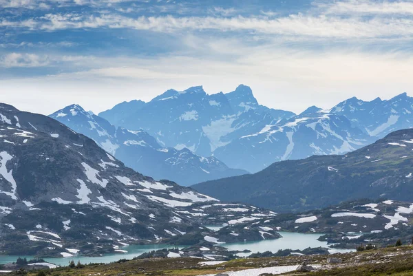 Schilderachtig Uitzicht Bergen Canadese Rockies Het Zomerseizoen — Stockfoto