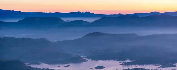 Schöne Grüne Naturlandschaften Den Bergen Sri Lankas — Stockfoto