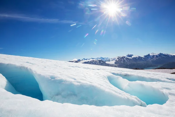 Glaciar Gigante Altas Montañas —  Fotos de Stock