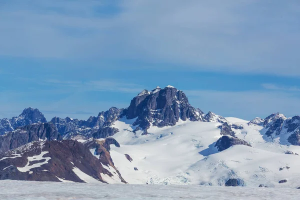 Schilderachtig Uitzicht Bergen Canadese Rockies Het Zomerseizoen — Stockfoto