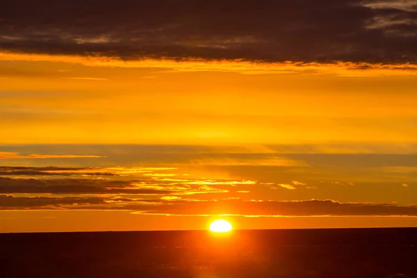 Niezwykłe Chmury Burzowe Zachodzie Słońca Nadaje Się Tła — Zdjęcie stockowe