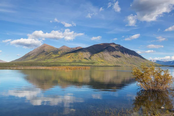 Beau Lac Saison Automne — Photo