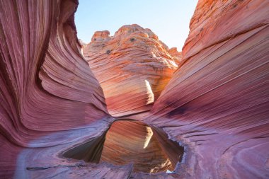 The Wave, Arizona, Vermillion Cliffs, Paria Canyon State Park, ABD. İnanılmaz doğal bir geçmiş.