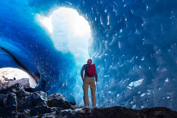 Grotta Ghiaccio Alta Montagna Canada — Foto Stock