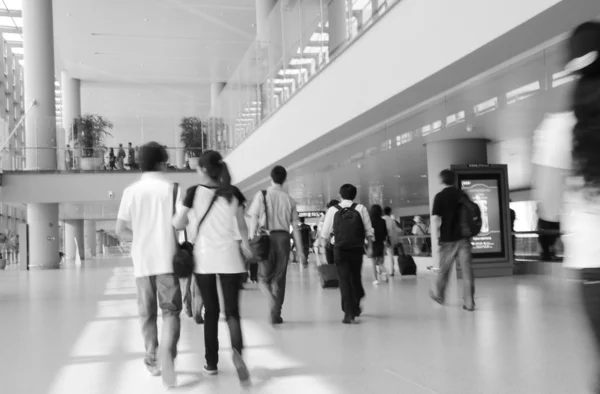 空港の乗客は — ストック写真