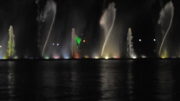 Fountain at night — Stock Video