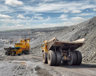 demir cevheri yükleme