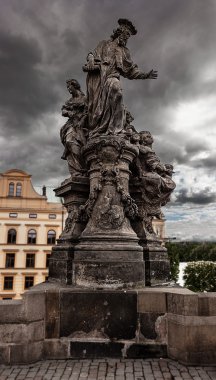 Aziz Ivo charles üzerinde köprü Prag