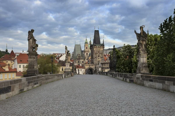 Karlsbrücke — Stockfoto