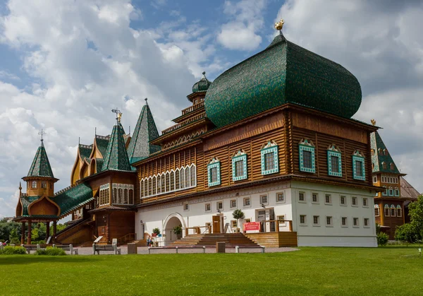 Houten paleis van tsaar Aleksej Michajlovitsj — Stockfoto