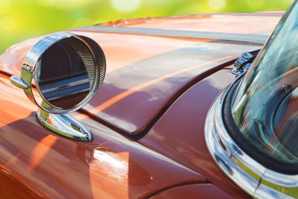 Rear-view mirror of retro car — Stock Photo, Image