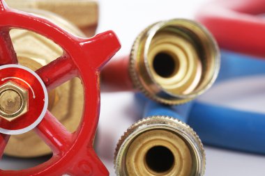 tesisatçılık aracı