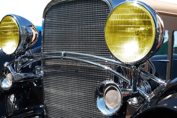 Retro-Auto. der Scheinwerfer — Stockfoto