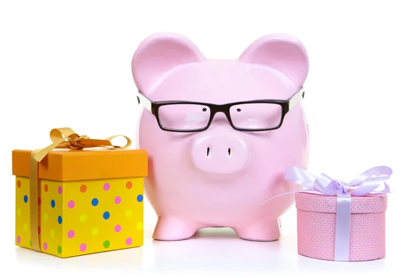 Geld-box en decoratieve dozen — Stockfoto