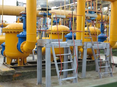Sarı boru Santrali ile doğal gaz istasyonu