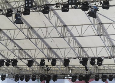 sahne aydınlatma lambaları ekipman yapıları