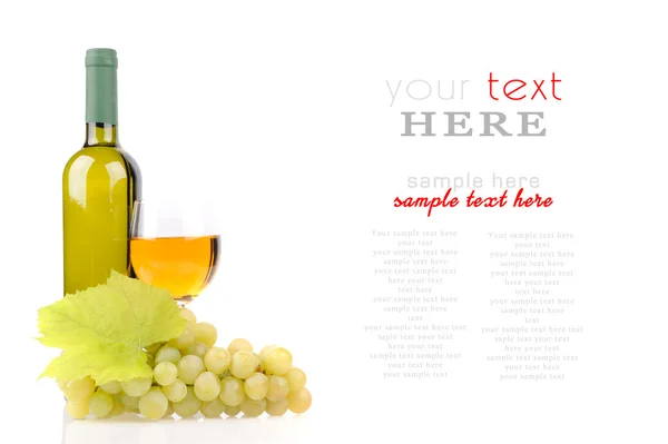 Isolated wine bottle with glass and green grapes — Stock Photo, Image