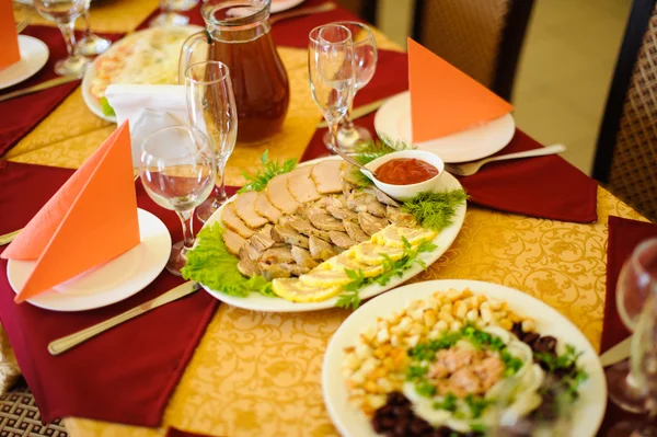 Restaurante fino jantar mesa lugar configuração — Fotografia de Stock