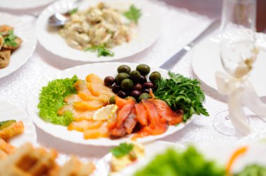 zarif bir restoran yemek masası yer ayarı