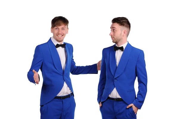 Homens engraçados vestidos em suíte azul com emoções diferentes — Fotografia de Stock