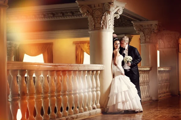 Bride and groom having a romantic moment on their wedding — Stock Photo, Image