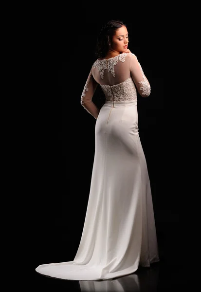 Portrait de belle robe blanche femme — Photo