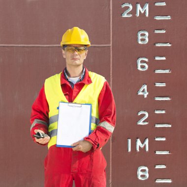 bir pencere yüksekliği