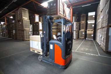 Reach truck Paletler kadar kazık işi