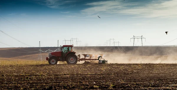 Jordbruk traktor-landskap — 图库照片