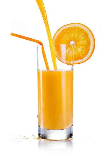 Frischer Orangensaft — Stockfoto