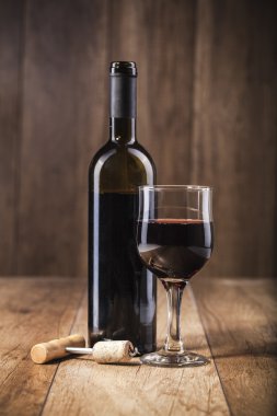 ahşap arka plan natürmort resim kırmızı şarap