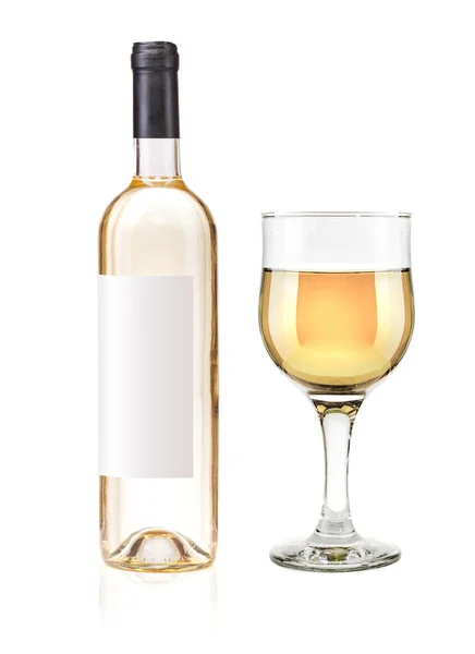Witte wijn fles en glas op witte achtergrond — Stockfoto