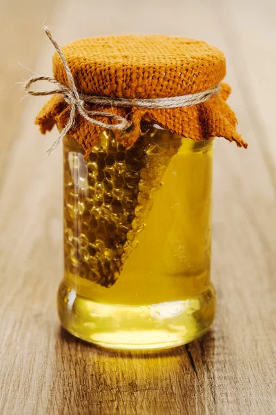 Süßer gesunder Honig — Stockfoto