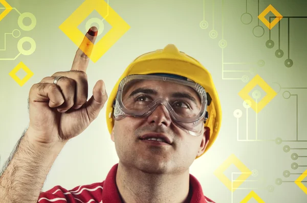 Ingeniero de construcción con pantalla táctil — Foto de Stock