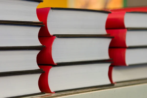 Books on table — Stock Photo, Image