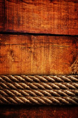 ahşap doku ve halatlar