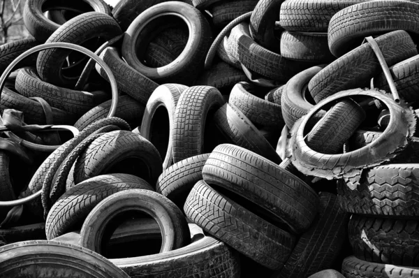 Old car tires — Stock Photo, Image