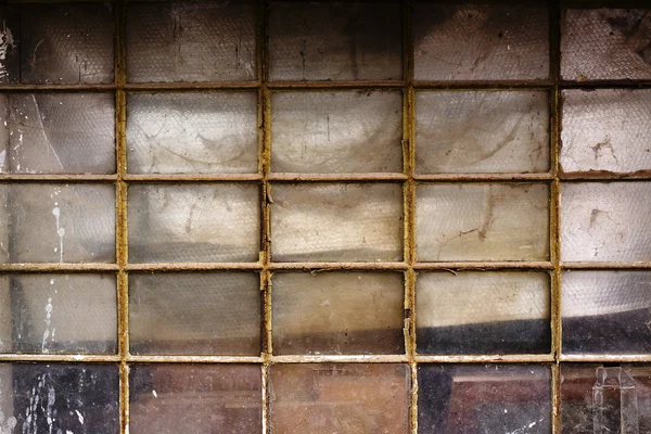 Παλιό παράθυρο υπόστεγων — Φωτογραφία Αρχείου
