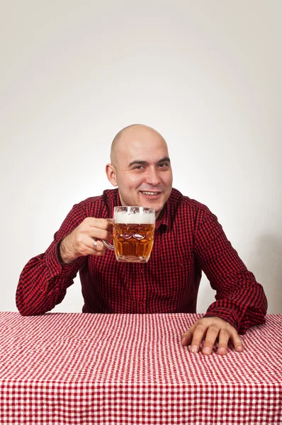 Beer drinker — Stock Photo, Image