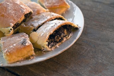 haşhaş tohumu ile Strudel
