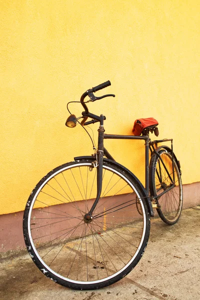 Bicicleta antigua —  Fotos de Stock