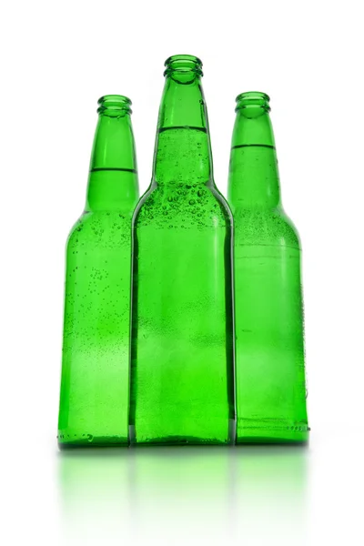 Gröna ölflaskor — Stockfoto